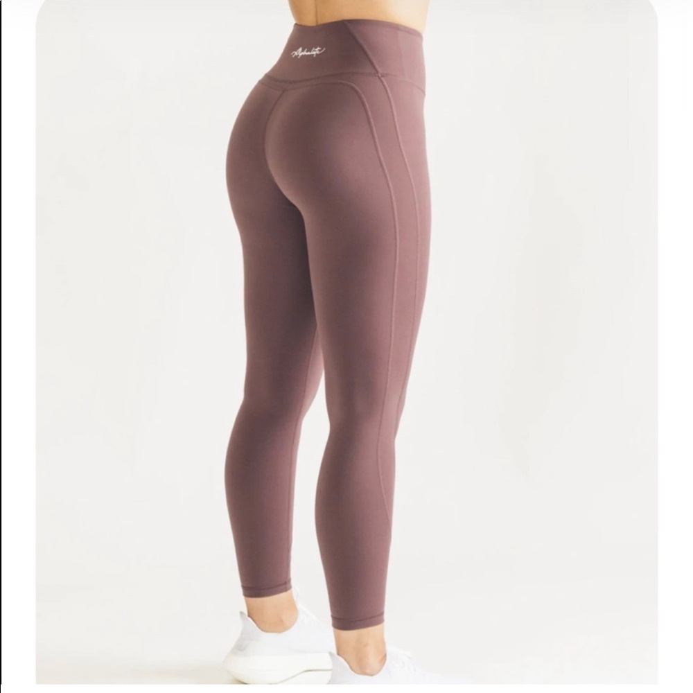 NWOT Alphalete surge leggings